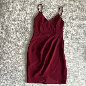 Small, burgundy Lulu’s mini dress